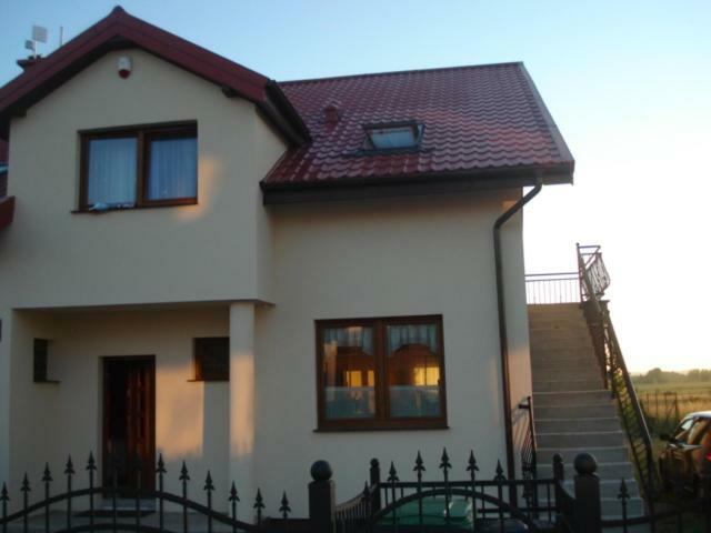 Pokoje Goscinne R10 Rewa Exterior photo